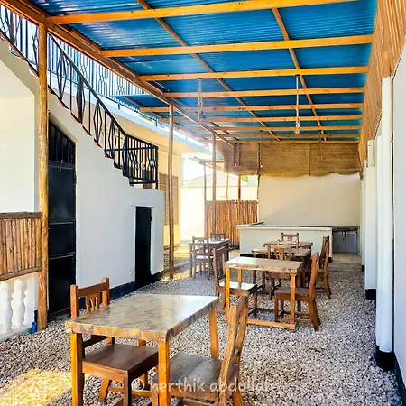 Raha House Bed & Breakfast
